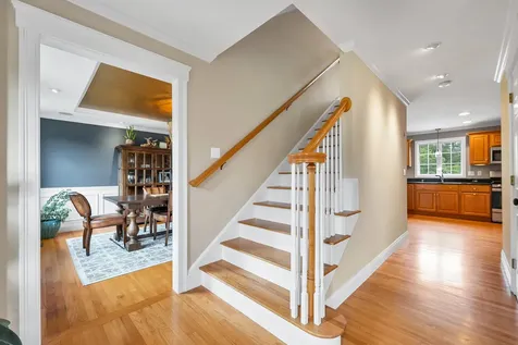 15 Hunt Road Kingston NH 03848