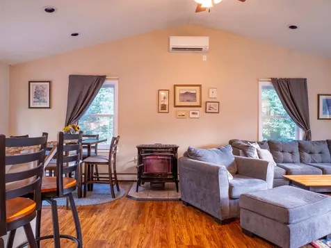 6 Anna Louise Drive Exeter NH 03833