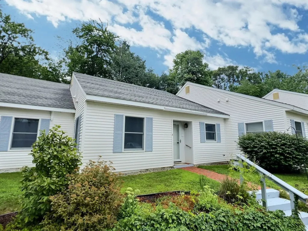 41 Gould Road New London NH 03257