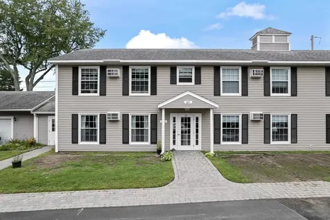 89 Winnacunnet Road Hampton NH 03842
