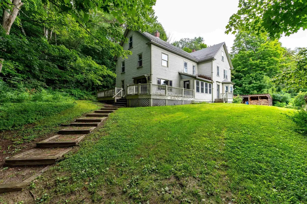 327 North Road Shelburne NH 03581