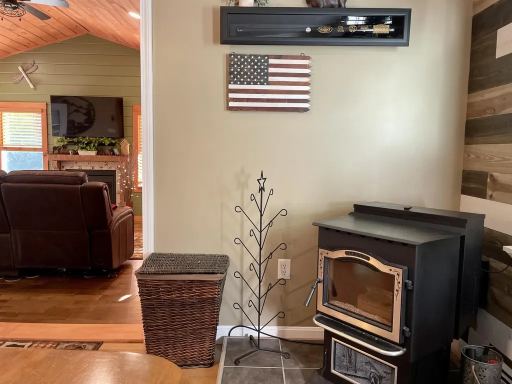 46 Cider Mill Road Canaan NH 03741