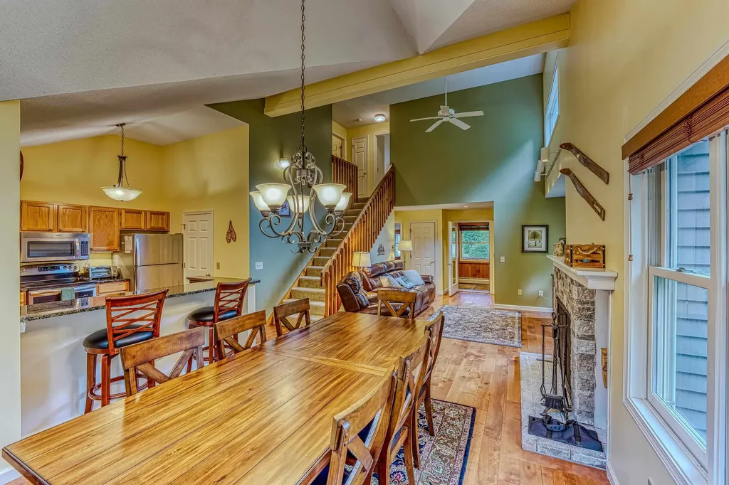 10 Hillside Circle Lincoln NH 03251