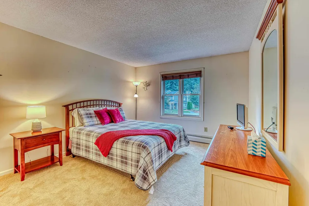 10 Hillside Circle Lincoln NH 03251