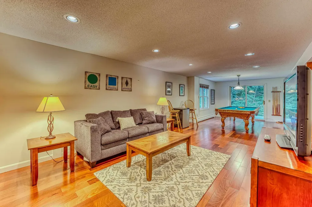 10 Hillside Circle Lincoln NH 03251