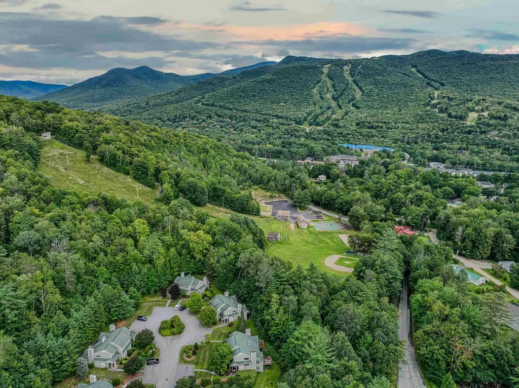 10 Hillside Circle Lincoln NH 03251