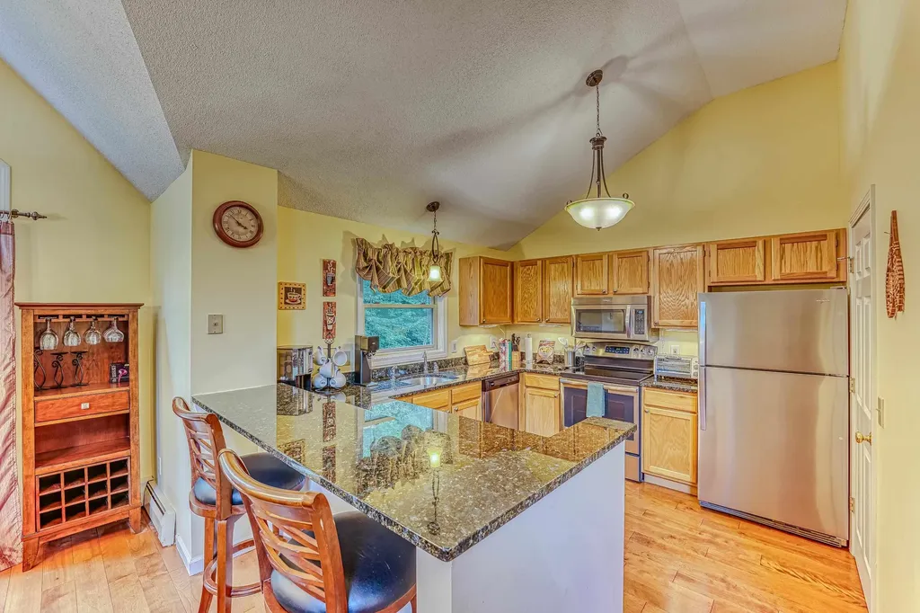 10 Hillside Circle Lincoln NH 03251