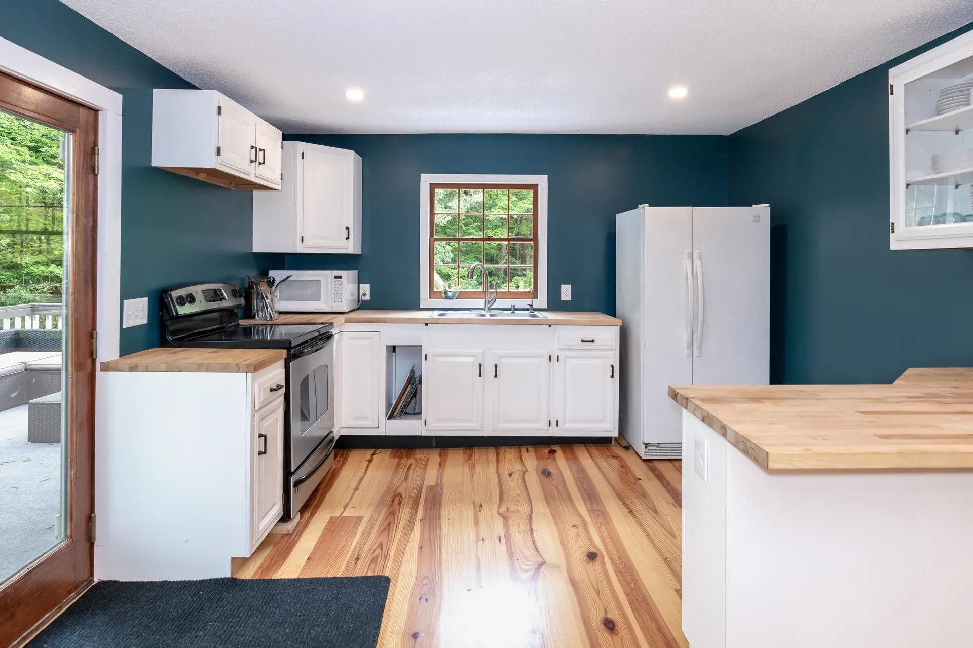 21 Waukewan Street Meredith NH 03253
