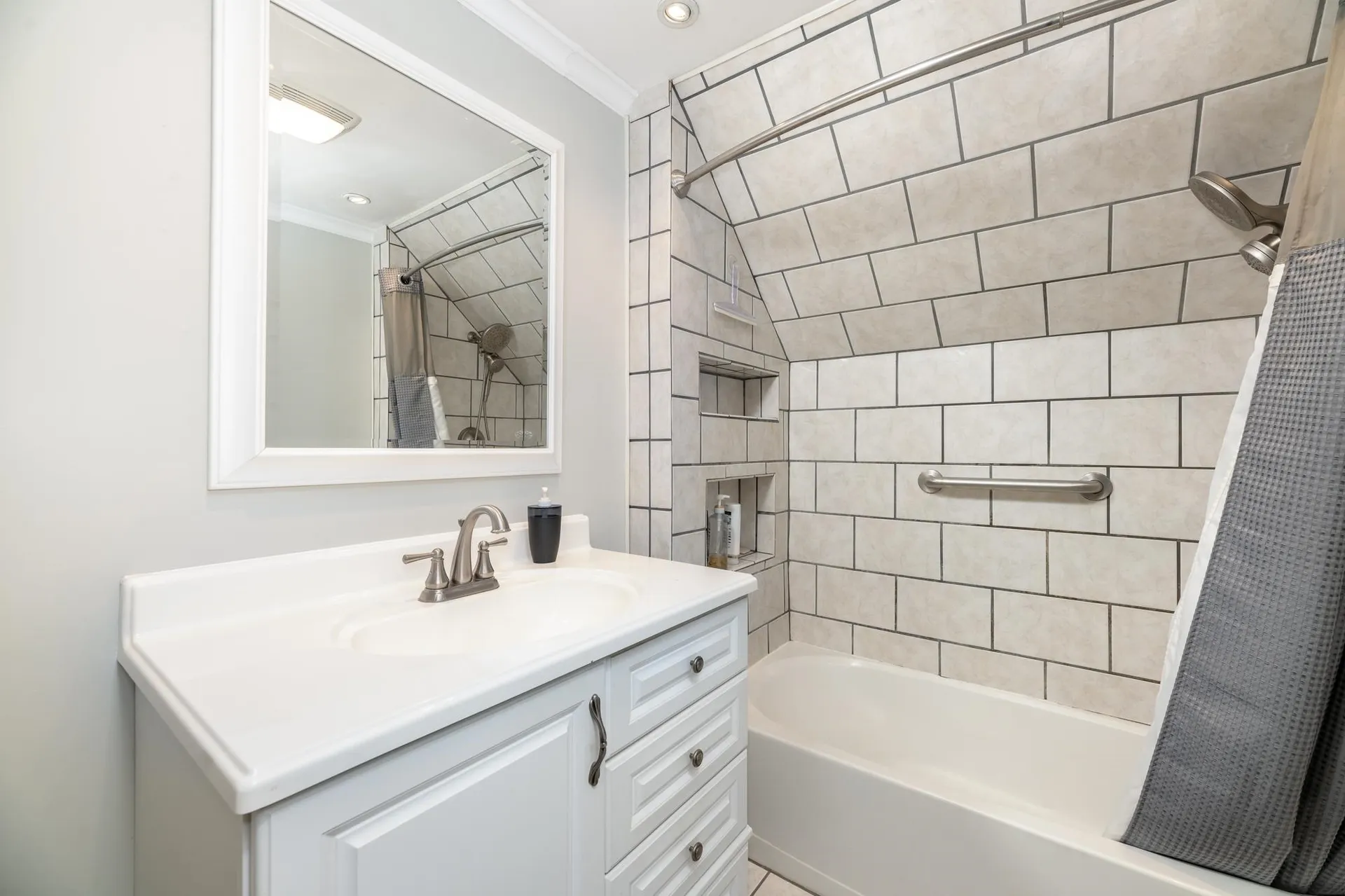 21 Waukewan Street Meredith NH 03253