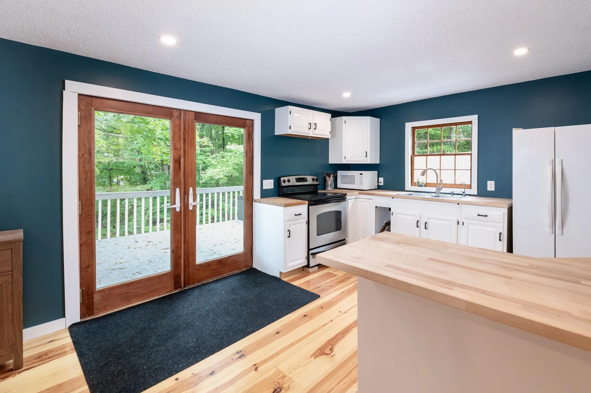 21 Waukewan Street Meredith NH 03253