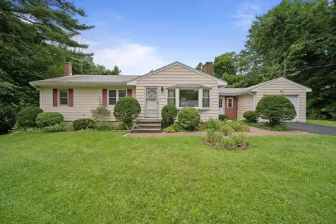 8 Highland Avenue Atkinson NH 03811