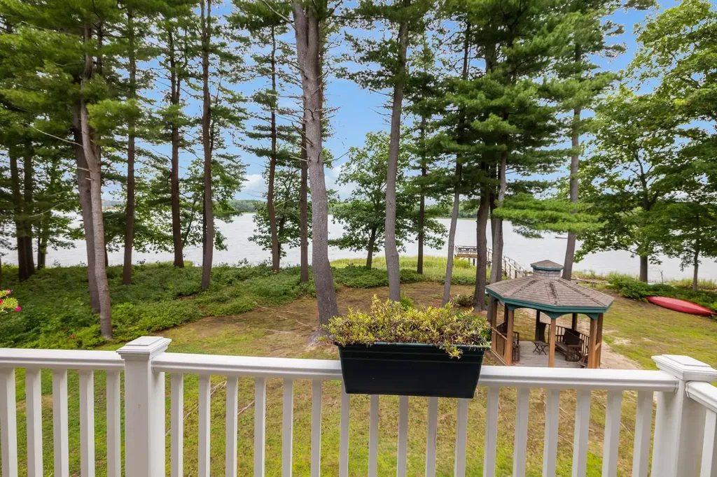 45 Clearwater Drive Dover NH 03820