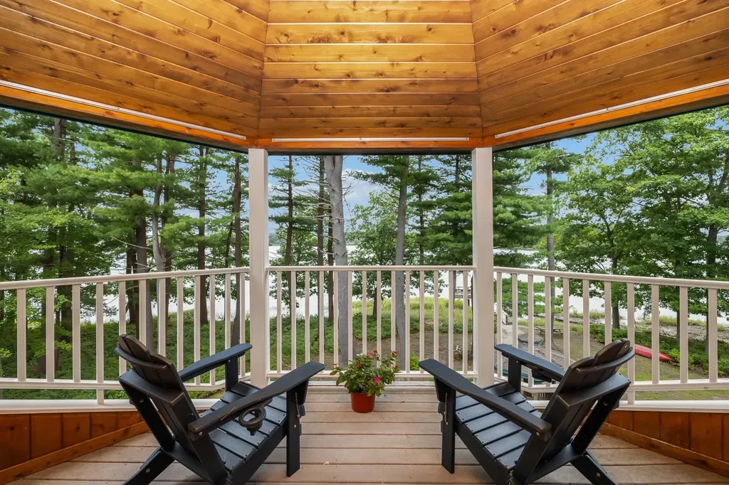 45 Clearwater Drive Dover NH 03820