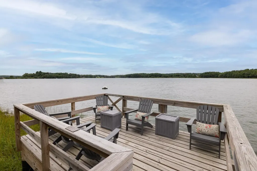 45 Clearwater Drive Dover NH 03820