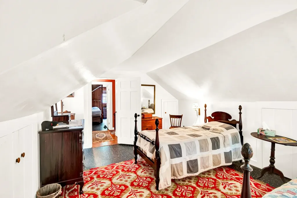 46 Kensington Road Hampton Falls NH 03844