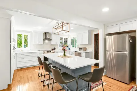 46 Kensington Road Hampton Falls NH 03844