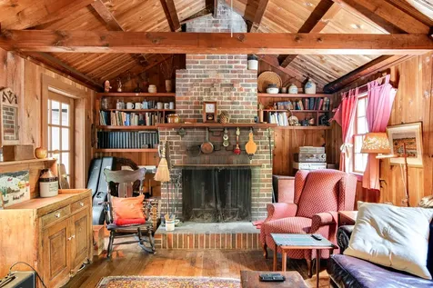 46 Kensington Road Hampton Falls NH 03844