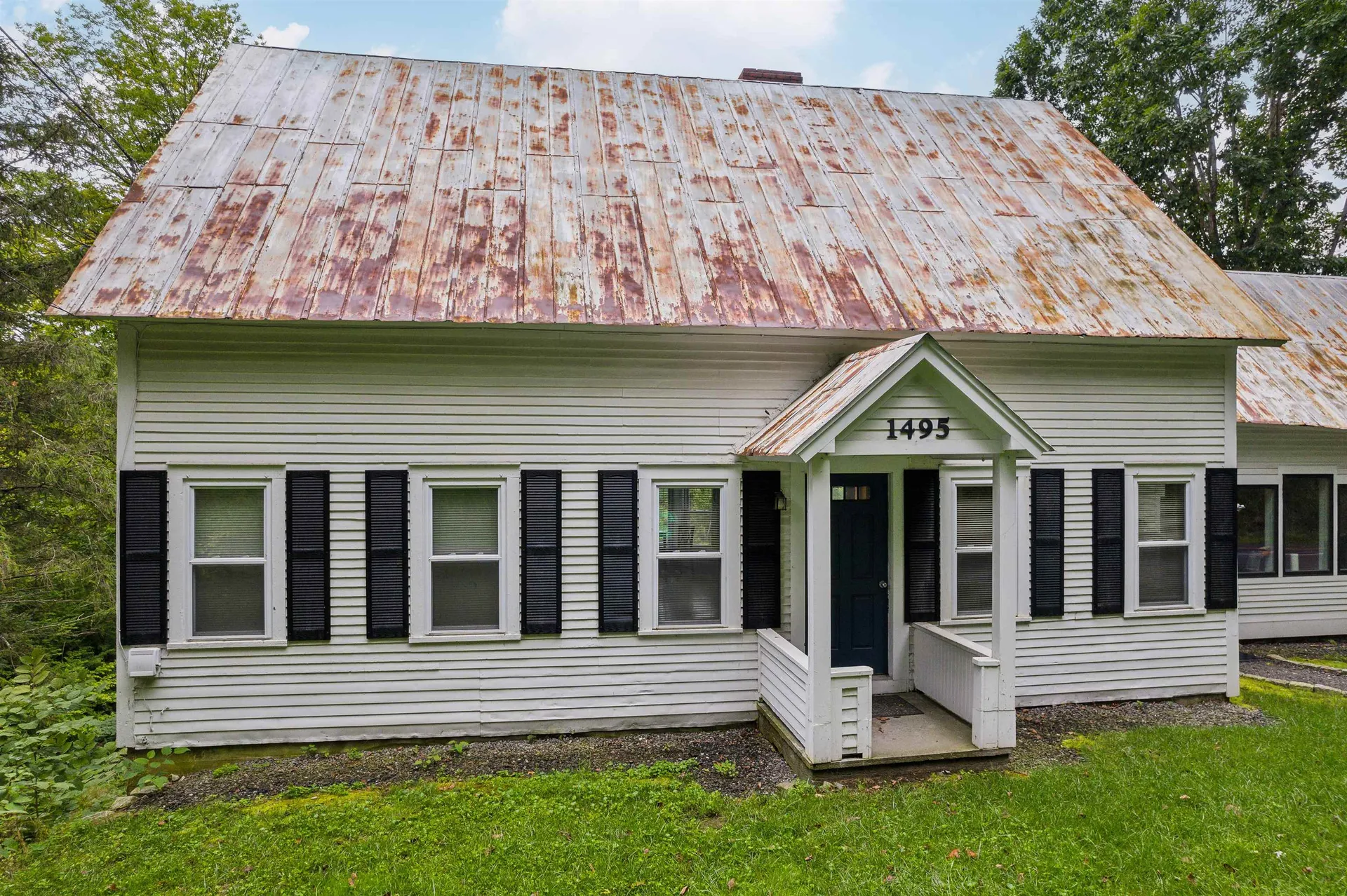 1495 Vt Route 14 Royalton VT 05068