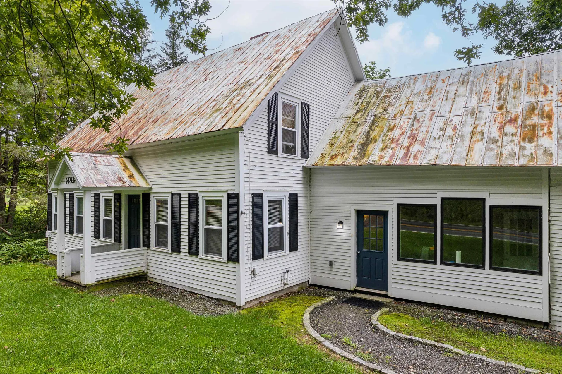 1495 Vt Route 14 Royalton VT 05068