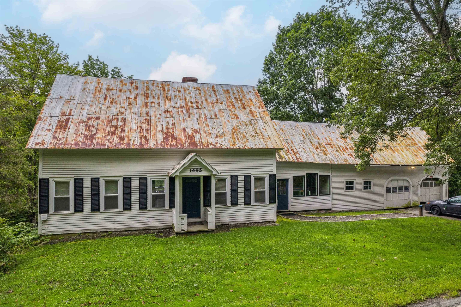 1495 Vt Route 14 Royalton VT 05068