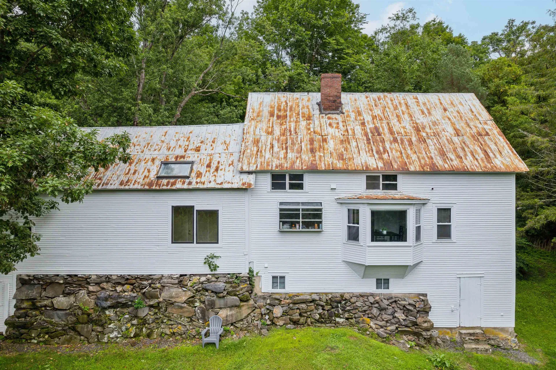 1495 Vt Route 14 Royalton VT 05068