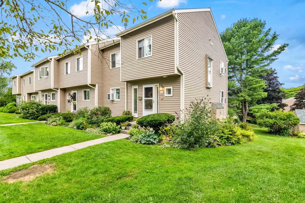 E12 Stonehedge Drive South Burlington VT 05403