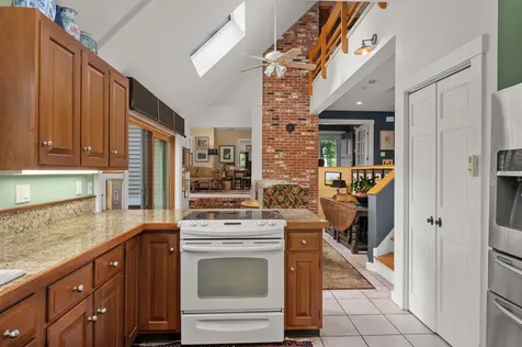 12 Clover Lane Laconia NH 03246