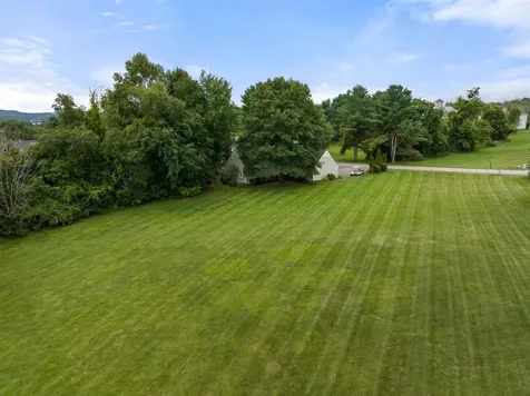 12 Clover Lane Laconia NH 03246