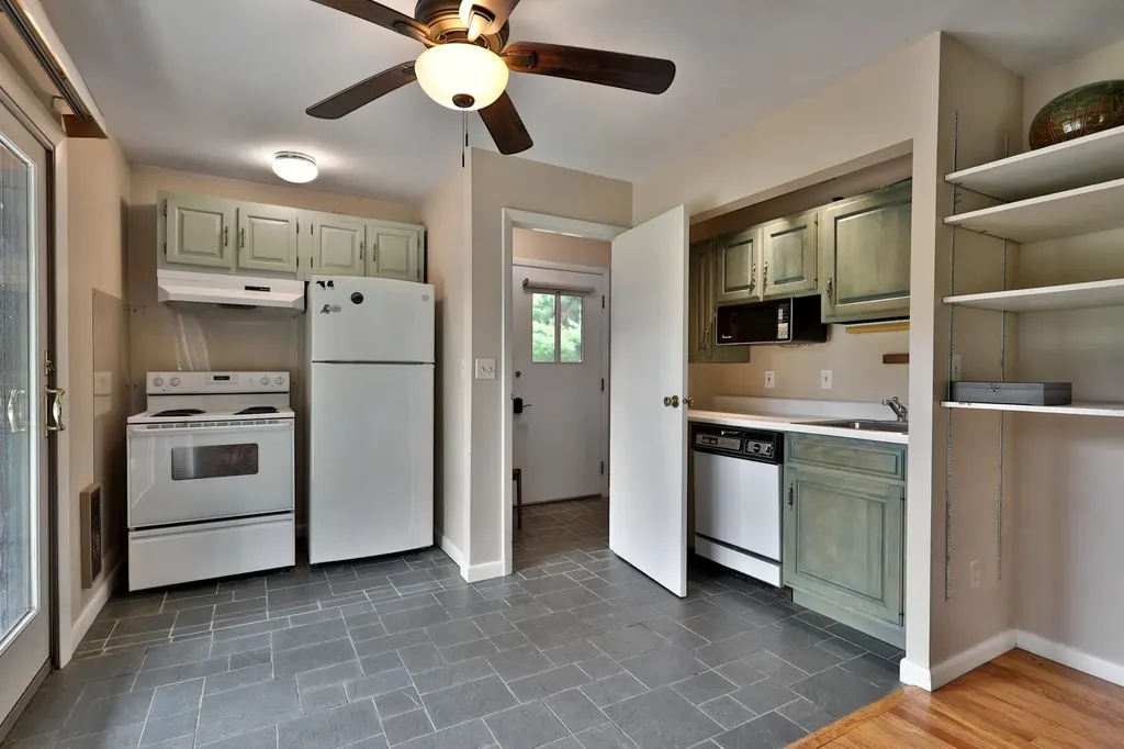 121 Jenny Pond Road Pittsfield VT 05762