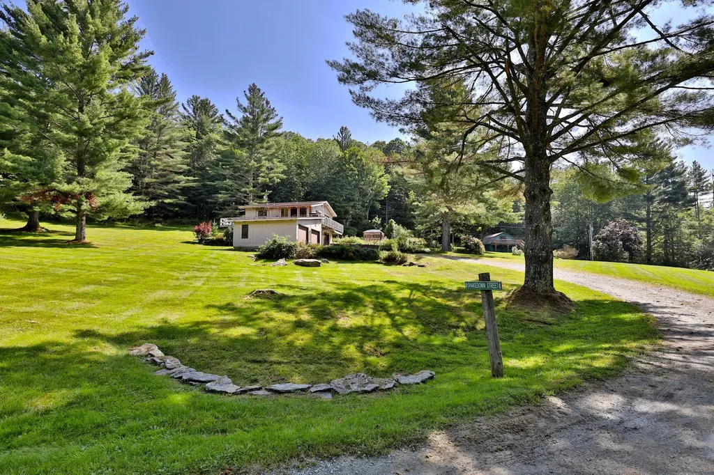 121 Jenny Pond Road Pittsfield VT 05762