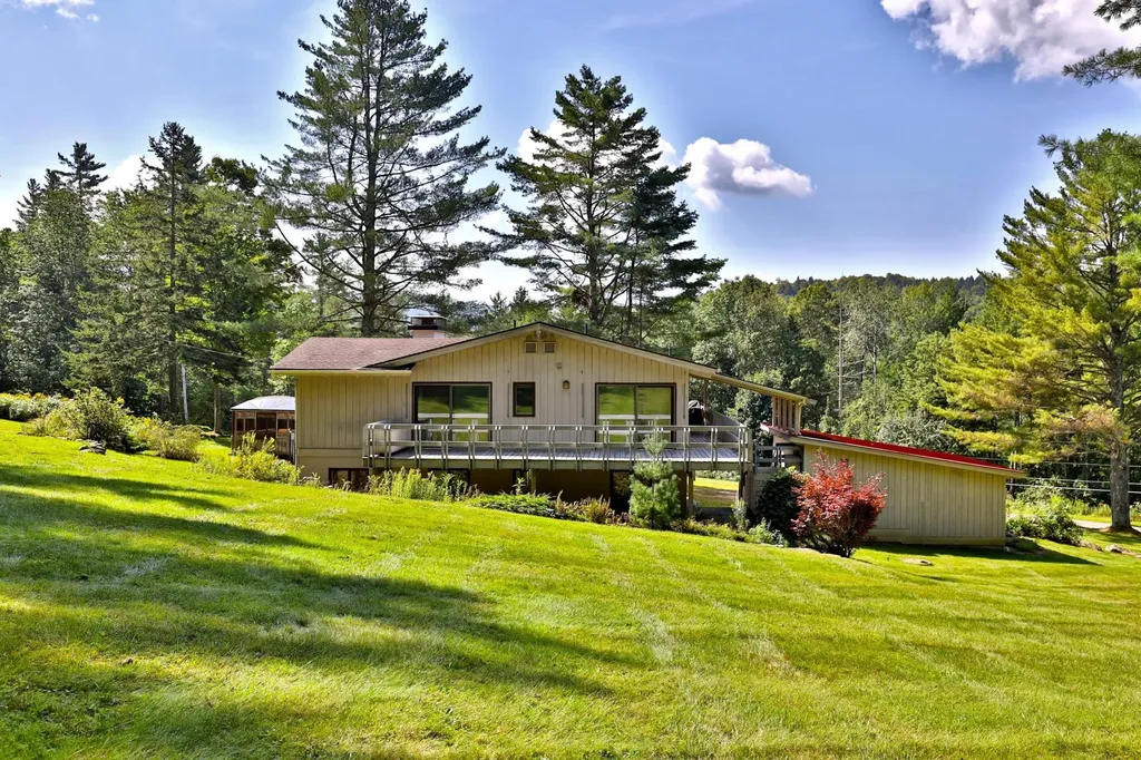 121 Jenny Pond Road Pittsfield VT 05762