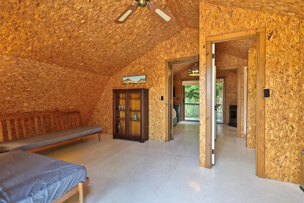 121 Jenny Pond Road Pittsfield VT 05762