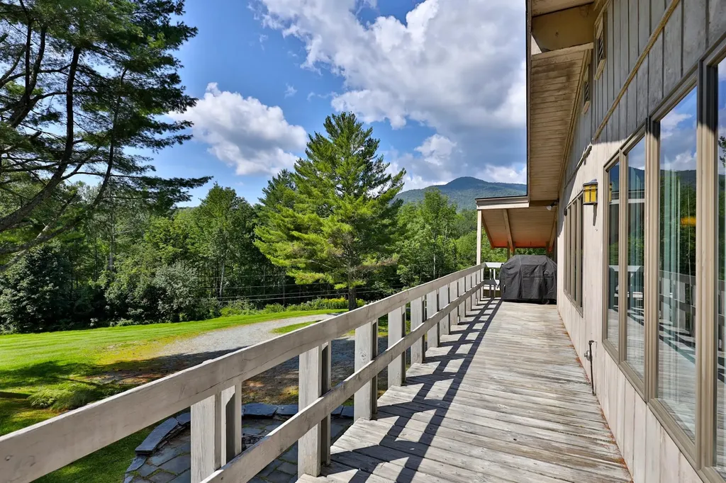 121 Jenny Pond Road Pittsfield VT 05762