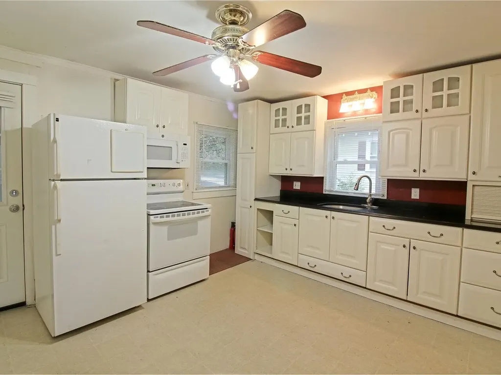 28 Prospect Street Essex Junction VT 05452