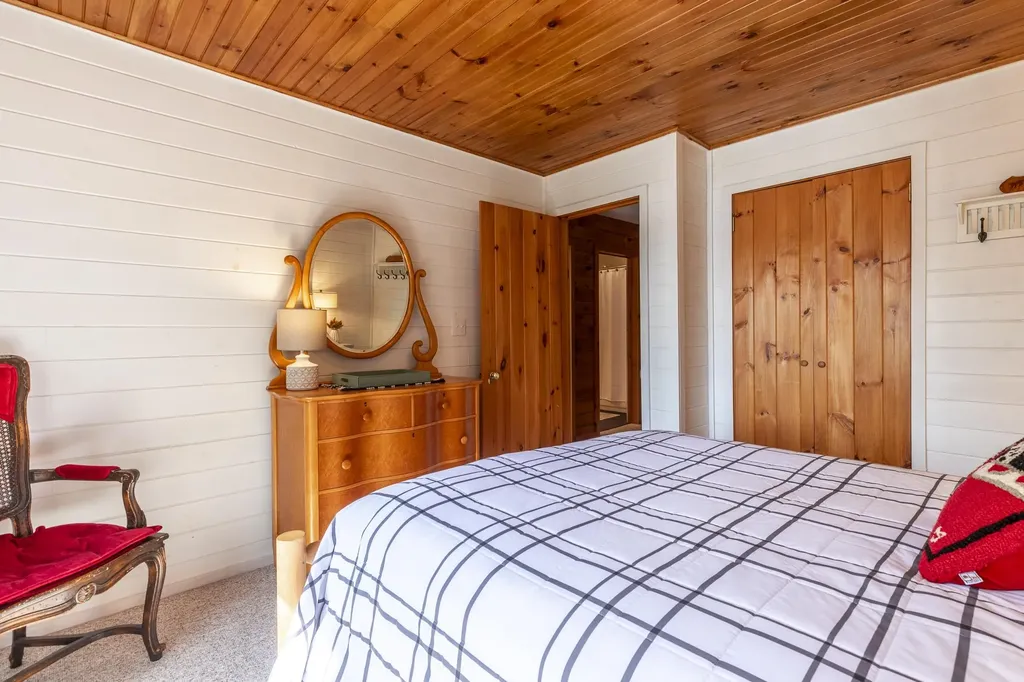 92 White Birch Drive Tinmouth VT 05773