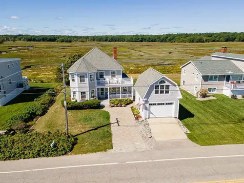 1643 Ocean Boulevard Rye NH 03870