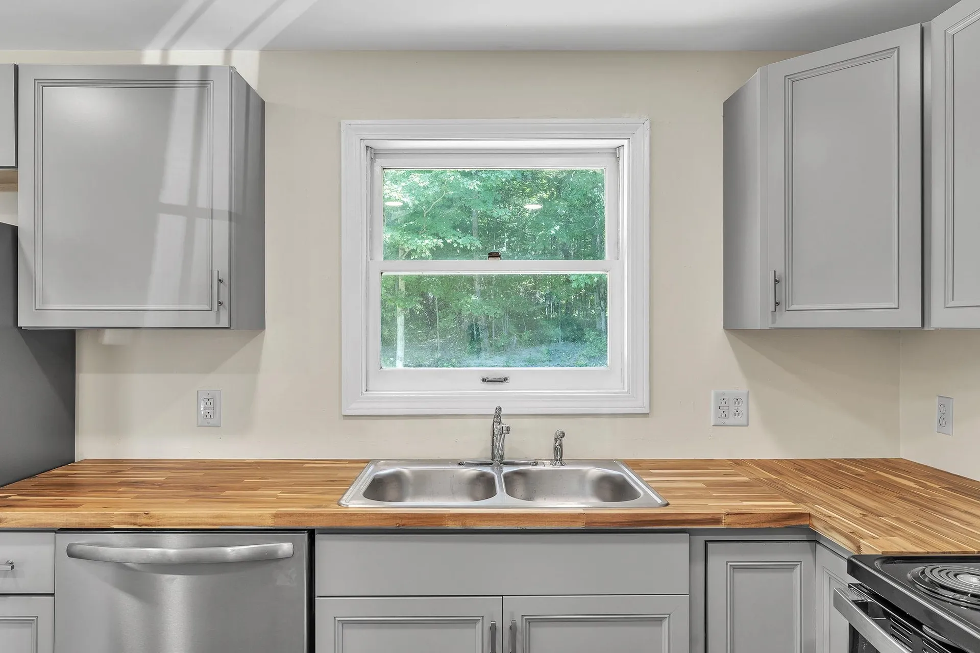 73 Richardson Road Orange VT 05641