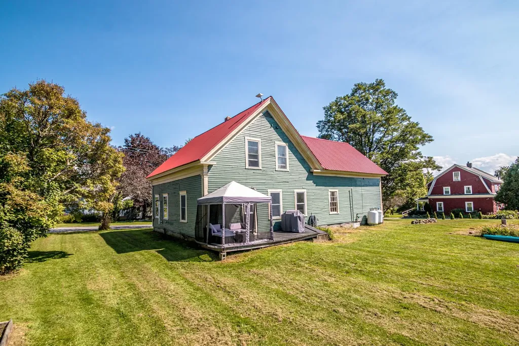 46 South Lunenburg Road Lunenburg VT 05906