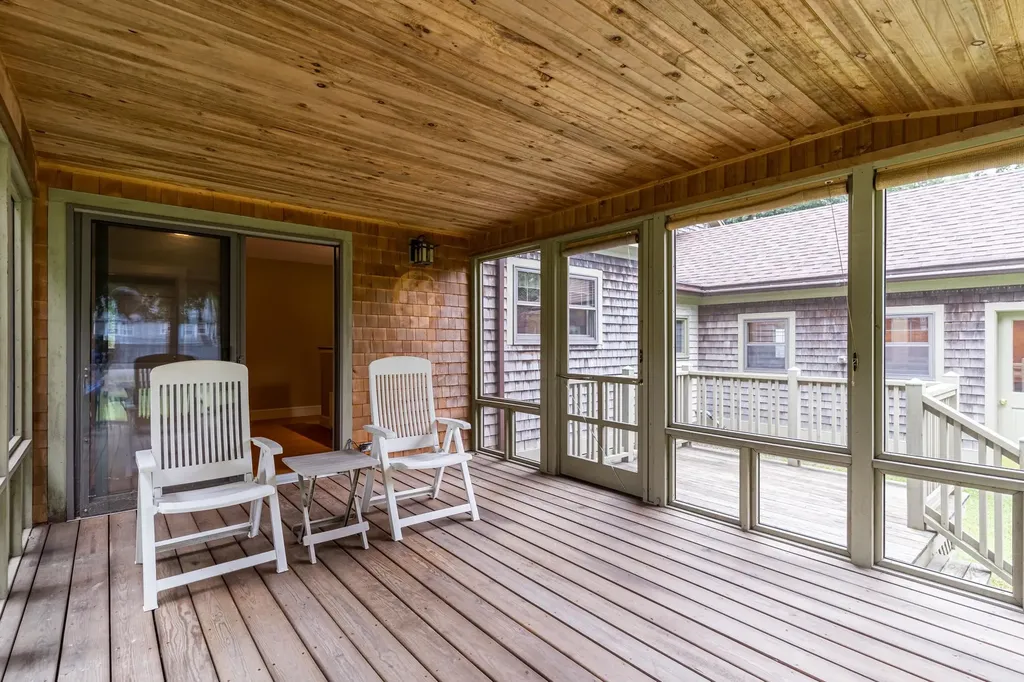 5 Jenkins Avenue Portsmouth NH 03801