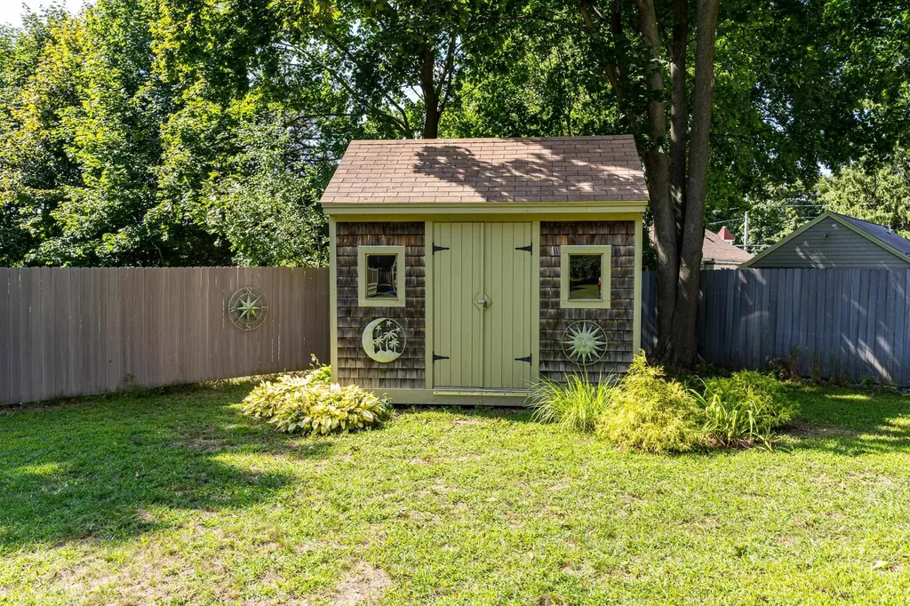 5 Jenkins Avenue Portsmouth NH 03801