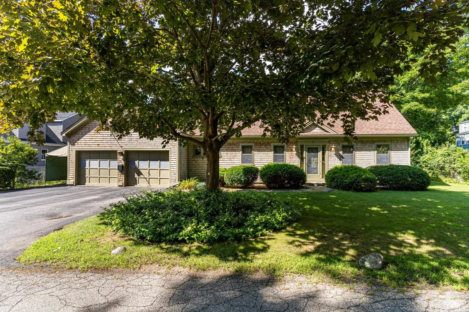 5 Jenkins Avenue Portsmouth NH 03801