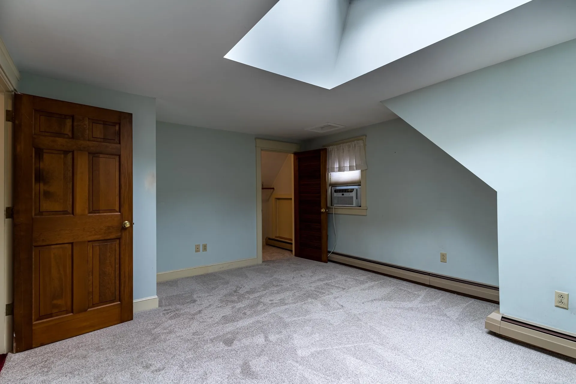 5 Jenkins Avenue Portsmouth NH 03801