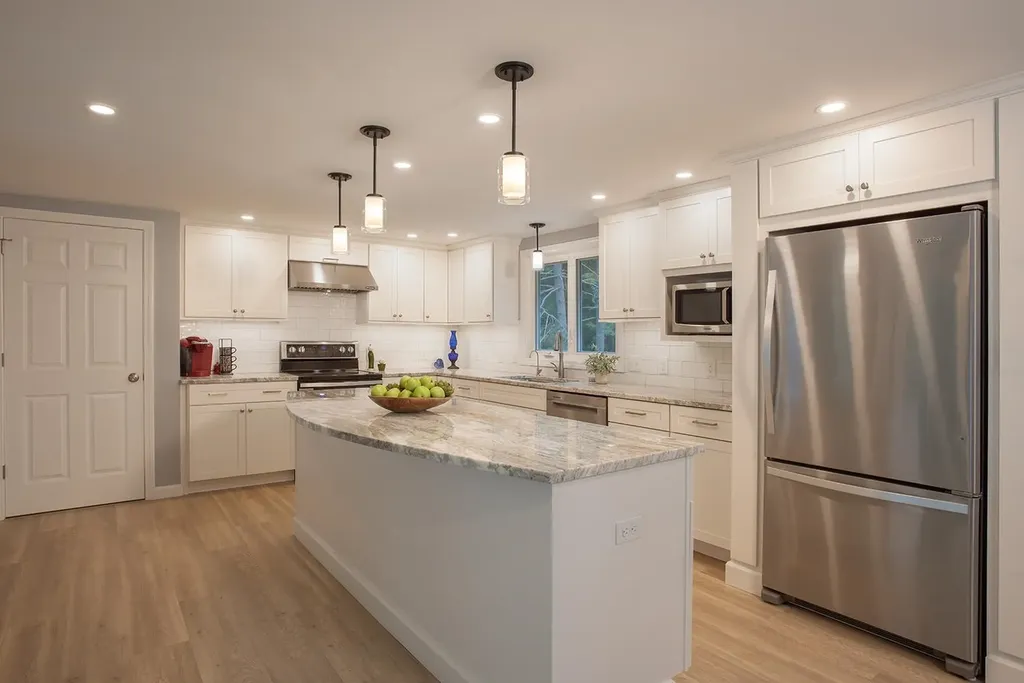182 Reservoir Road Deering NH 03244