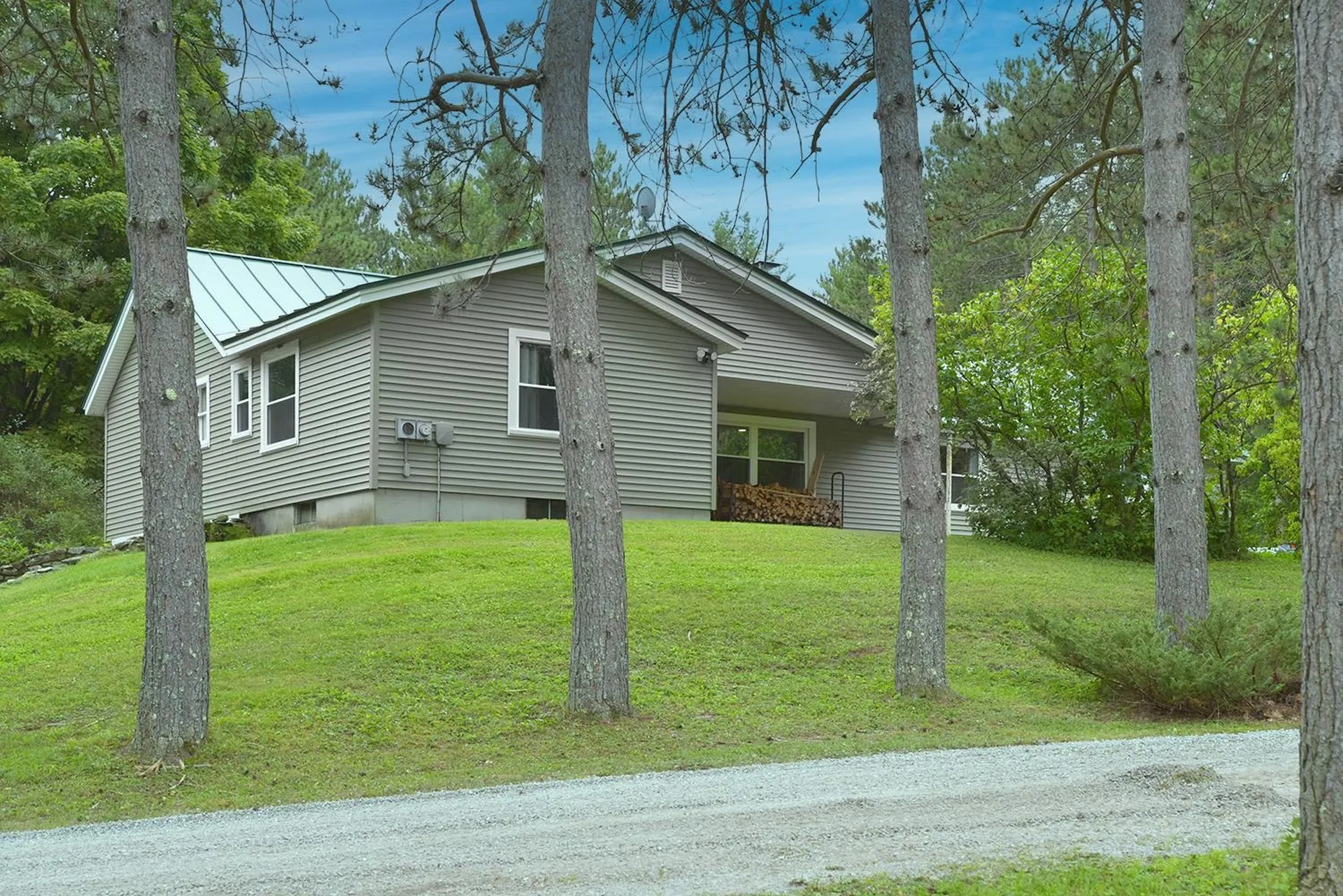 182 Reservoir Road Deering NH 03244