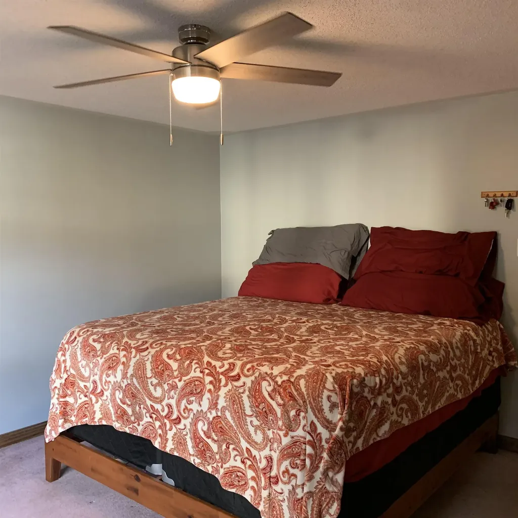 17 Davis Boulevard Rochester NH 03868