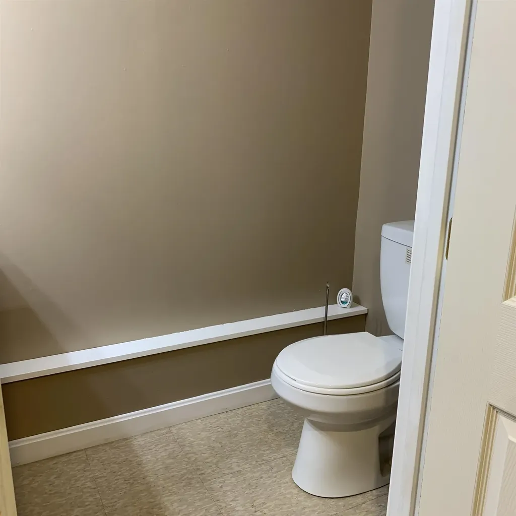 17 Davis Boulevard Rochester NH 03868