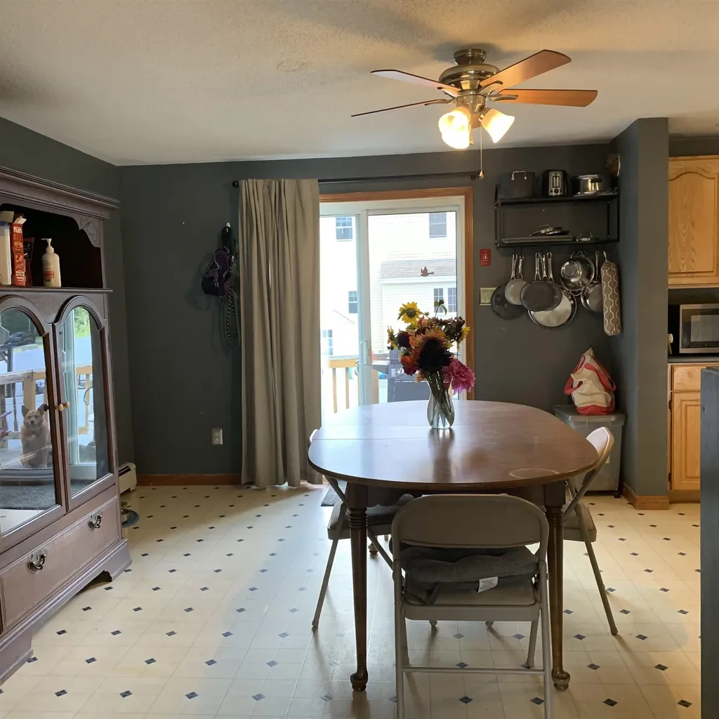 17 Davis Boulevard Rochester NH 03868