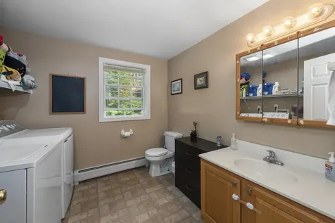 35 Westwood Drive Tilton NH 03276