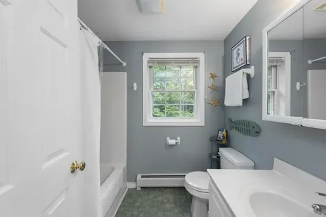 35 Westwood Drive Tilton NH 03276