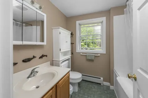 35 Westwood Drive Tilton NH 03276